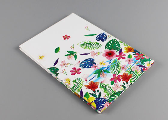 반점 UV 아름다운 두꺼운 표지의 책에 의하여 일렬로 세워지는 전표, 꽃이 많은 두꺼운 표지 A4 노트북