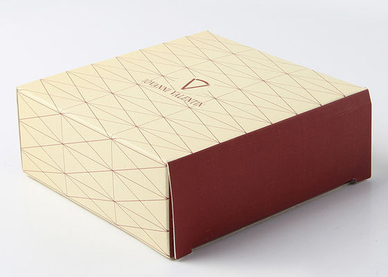 250GSM 선물 관례에 의하여 인쇄되는 소매 상자, 포장 제품을 위한 장식적인 상자