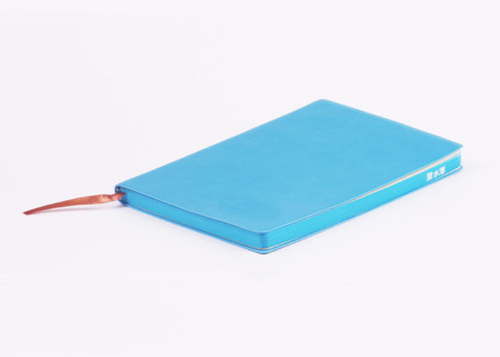 Pu 색깔 가장자리와 아랫배 밴드와 가진 가죽 밝은 파란색 얇은 표지 노트북